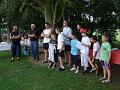 Les jeunes lors du discours de remerciement a Henri Claisse